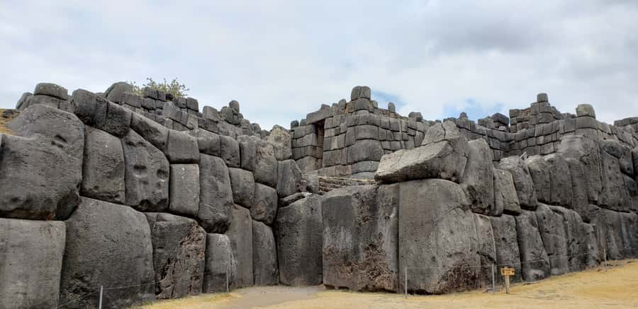 Cusco: Sacsayhuaman Guided Tour and 1-Hour Horseback Ride - Key points to know before you go