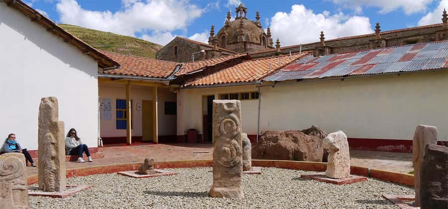 Cusco: Scenic Route of the Sun to Puno with Buffet Lunch - Andahuaylillas at 7:40 AM: The Sistine Chapel of America stop