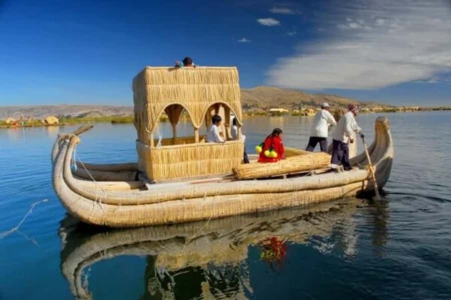 Day Trip to Uros Floating Islands and Amantani Island - Uros Floating Islands: Totora Reeds, Small Communities, and a Guided Tour