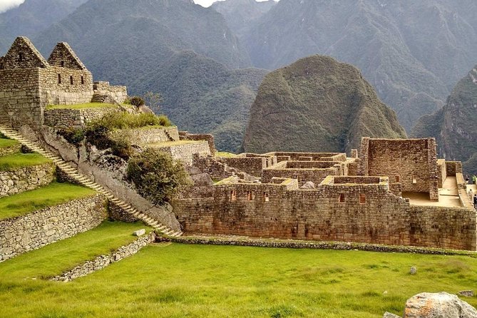 Excursion to MachuPicchu from Cusco with lunch | Private Service| - Getting to Machu Picchu: bus up and tickets by circuits