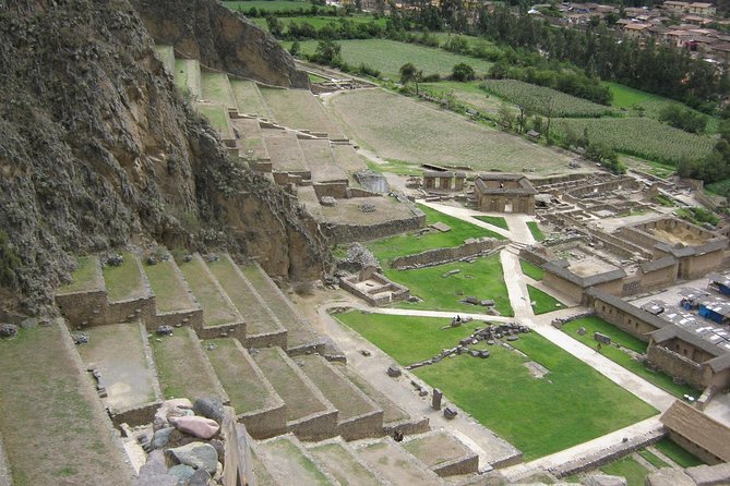 Excursion to Sacred Valley Full Day & Buffet Lunch |Group Tour| - Puente Pisac Lunch Stop: Eat, Reset, Then Keep Going