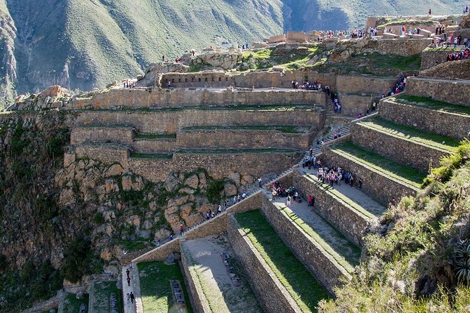 Excursion to Sacred Valley Full Day & Buffet Lunch |Group Tour| - Entering Pisac: More Than a Quick Photo Stop