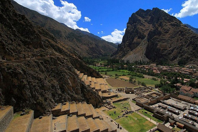 Excursion to Sacred Valley of the Incas tour - Private service. - Stop 2: Urubamba River Bridge and a buffet lunch that keeps the day sane