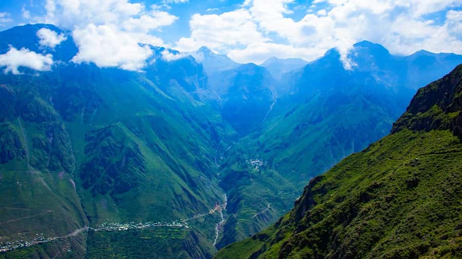 From Arequipa: Colca Canyon Day Trip with Transfer to Puno - Early Pickup at 3:00 am, Then Breakfast to Fuel the Day