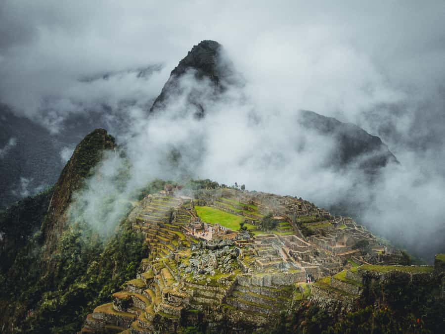 From Cusco: 2-Day Sacred Valley and Machupicchu by Train - What the included guide time and transport add up to