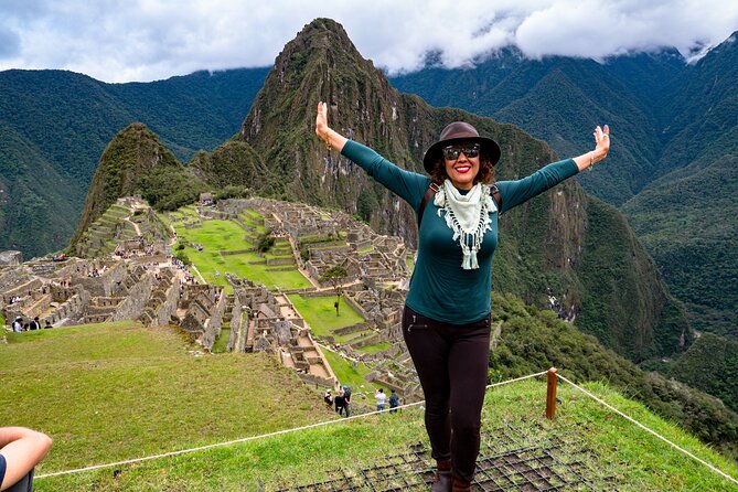 From Cusco - 2-Day Tour to the Sacred Valley and Machu Picchu with Lunch - Day 2: The Ride Up, Guided Machu Picchu, and Lunch Before the Train Back