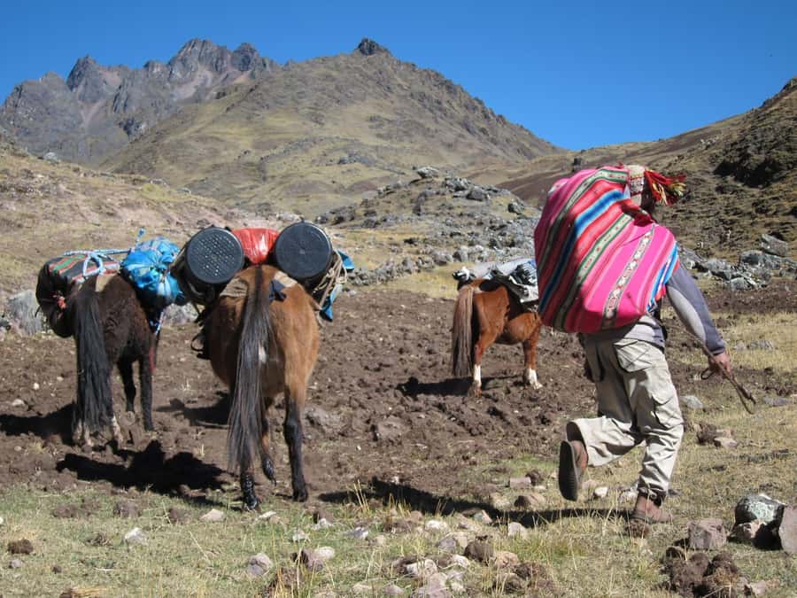 From Cusco: 7 Lakes Ausangate Trek with Breakfast and Lunch - Pacchanta hot springs: the payoff and the small cost you should budget