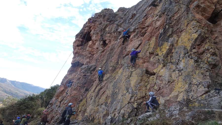 From Cusco: Balcony of the Devil Rock Climbing - 3,750 meters up: what altitude means for your climb