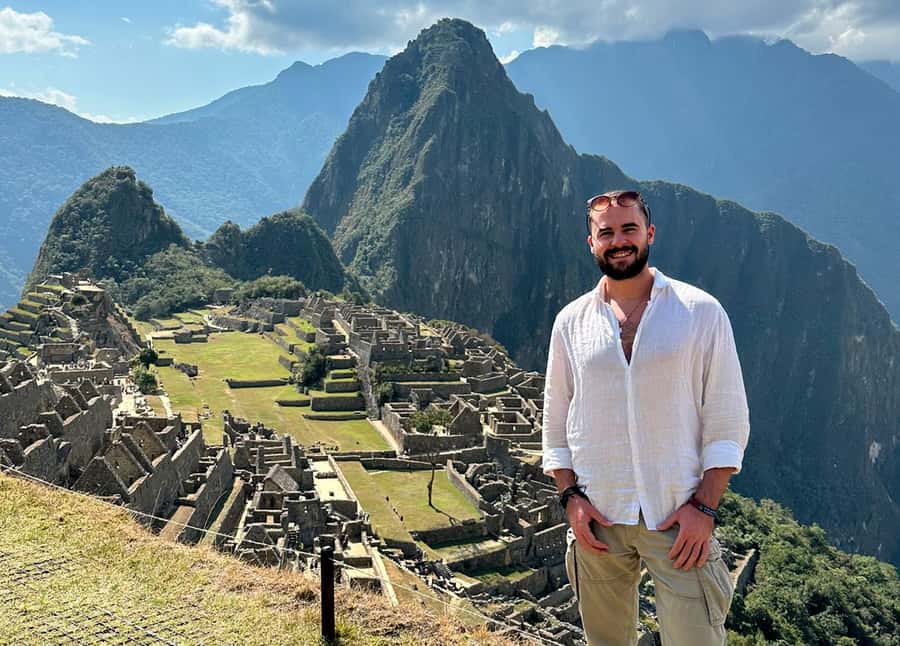 From Cusco: Full-Day Group Tour of Machu Picchu - Lunch and free time in Aguas Calientes: eat, reset, and don’t overspend