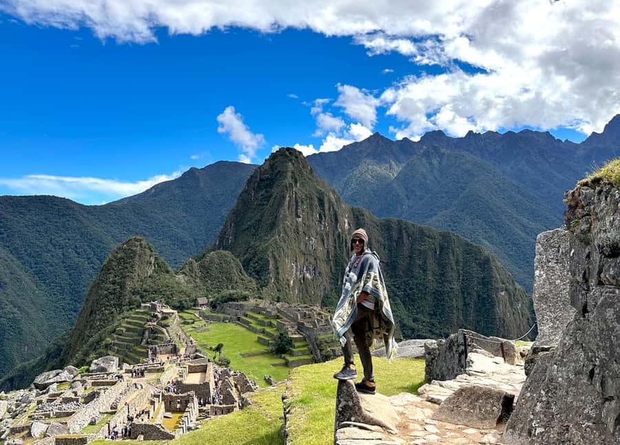 From Cusco: Full-Day Group Tour of Machu Picchu - The return trains and bus back to Cusco: plan for evening fatigue