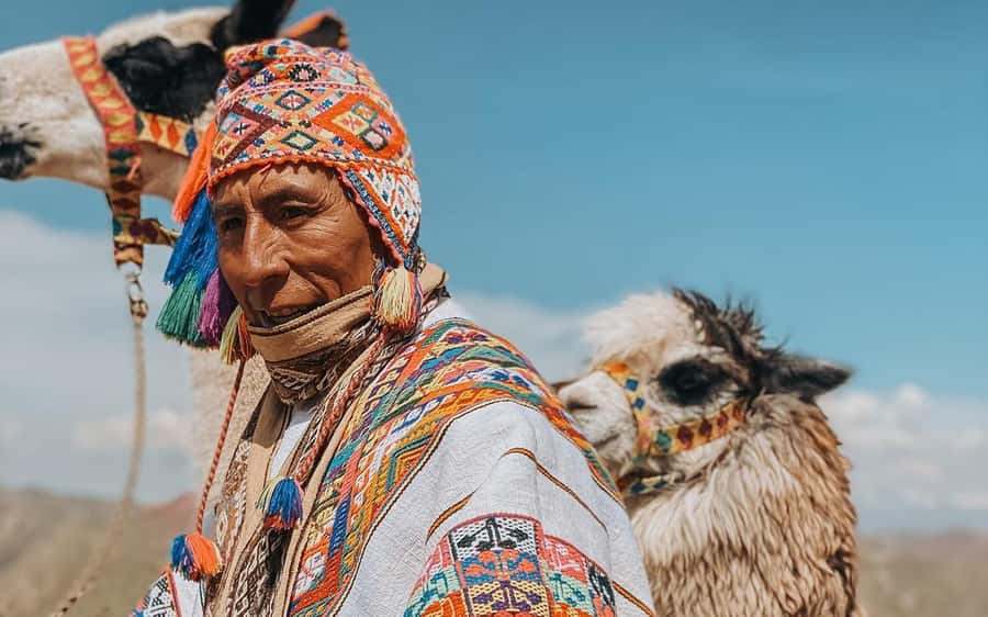 From Cusco: Full day Palccoyo Mountain tour - Food and the return to Cusco by about 5:30 p.m.
