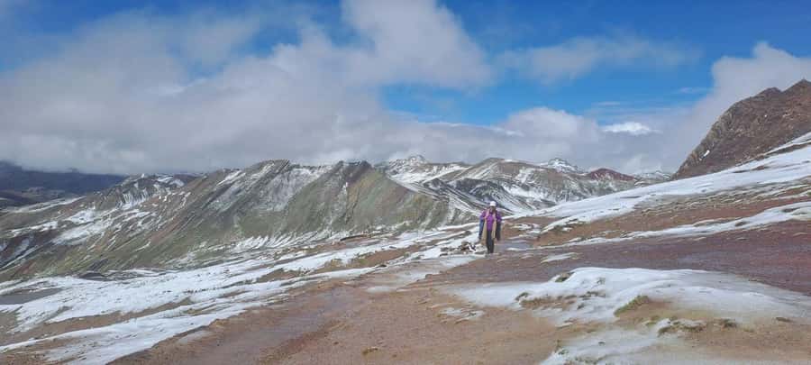 From Cusco: Full day Palcoyo Rainbow Mountain Tour - Hiking the Palcoyo circuit: the first viewpoint in about 20 minutes