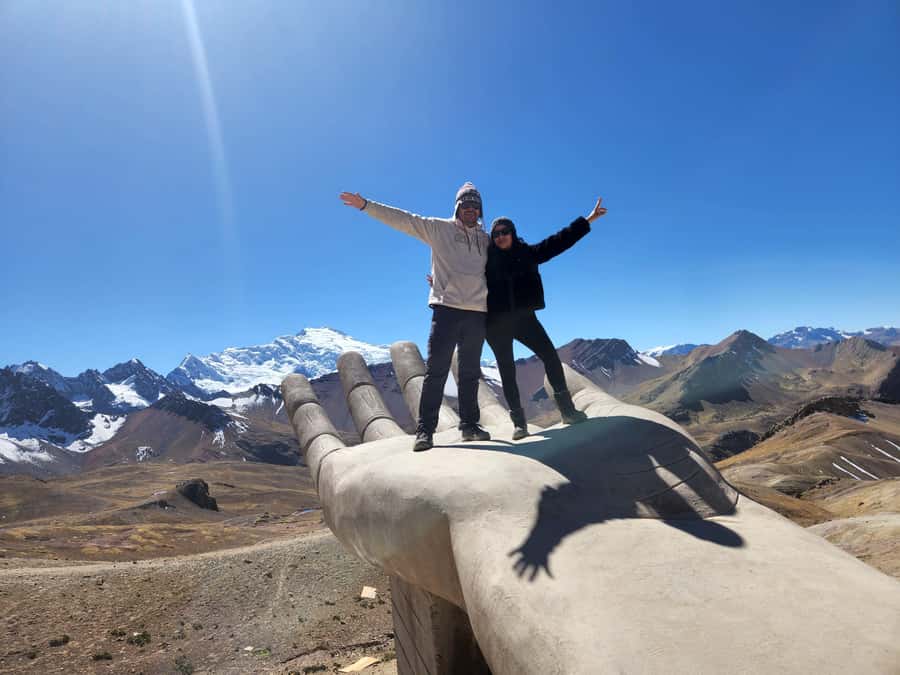 From Cusco: Full Day tour to Rainbow mountain and Red Valley - The van ride back to Cusco, and what the day feels like overall
