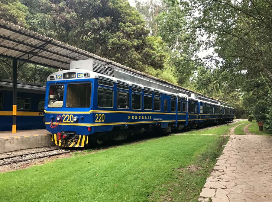 From Cusco: Machu Picchu Private Day Trip on Panoramic Train - The transfer rhythm, from your hotel to the station, then into the valley