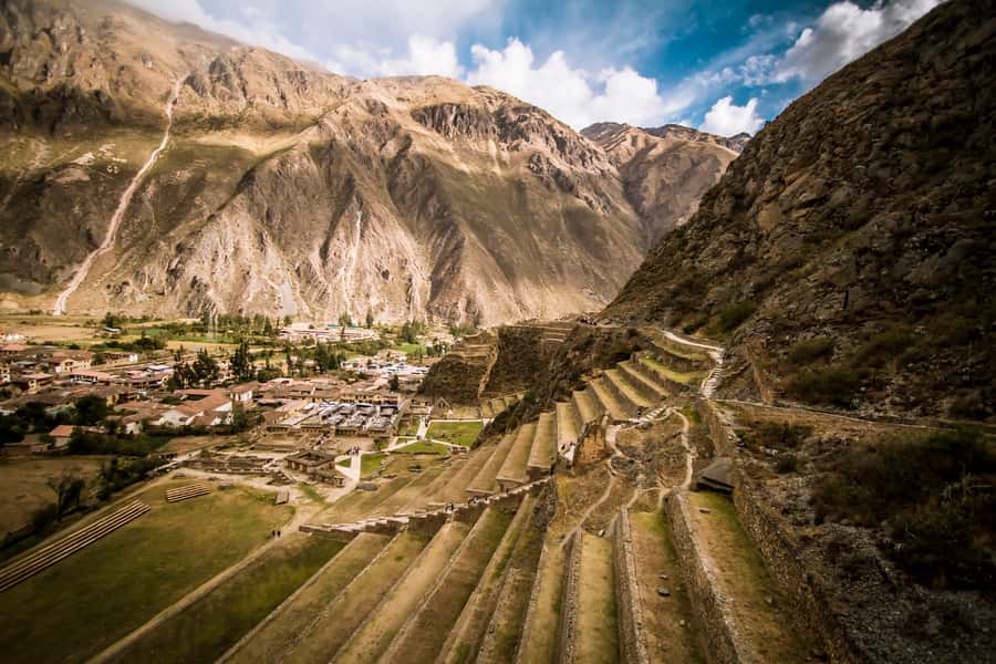 From Cusco: Ollantaytambo Fortress Half-Day Private Tour - Entering the fortress complex and planning your climb