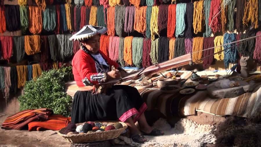 From Cusco: Sacred Valley of the Incas Full-Day Tour - A quick note on guides and what you will likely get from them