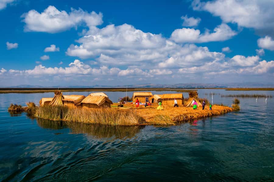From Cusco: Titicaca Lake - Full day tour with sleeper bus - Speedboat time on Lake Titicaca to the Uros floating islands