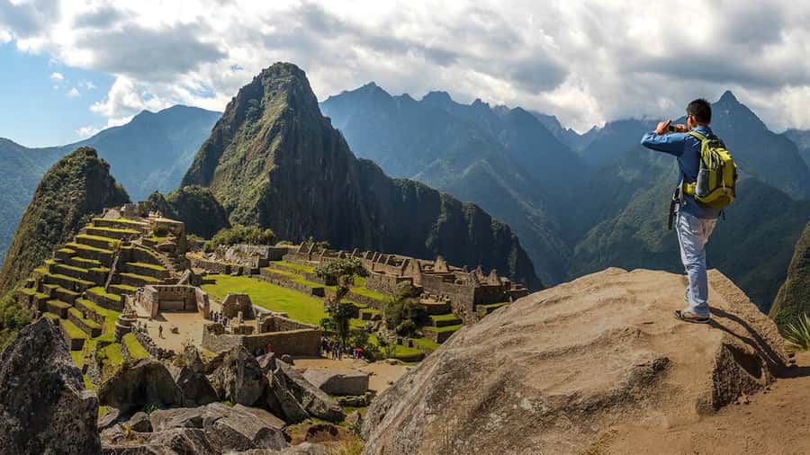 From Cusco: Train Ride and Guided Tour of Machu Picchu - Cusco pick-up and the Sacred Valley train ride to Aguas Calientes