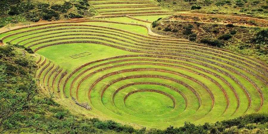 From Ollantaytambo: Moray, Maras, and Chinchero Guided Tour - Chinchero textile center: wool, cotton, and natural dyes