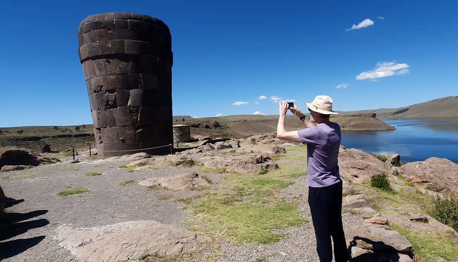 From Puno: 4h tour to Sillustani - Optional farmhouse visit, a real feel for Andean daily life