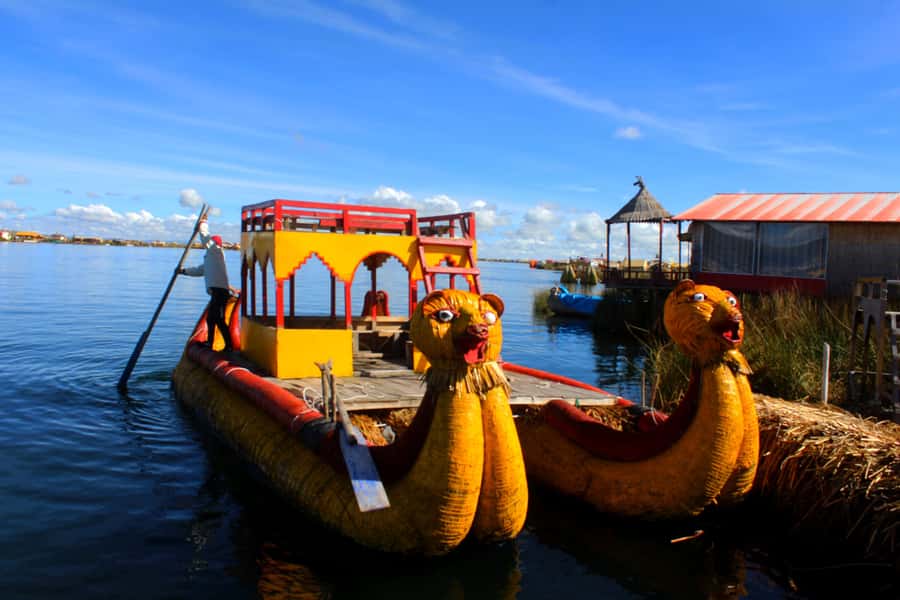 From Puno: Uros floating islands half Day tour - The Totora engineering: how the islands float and stay afloat