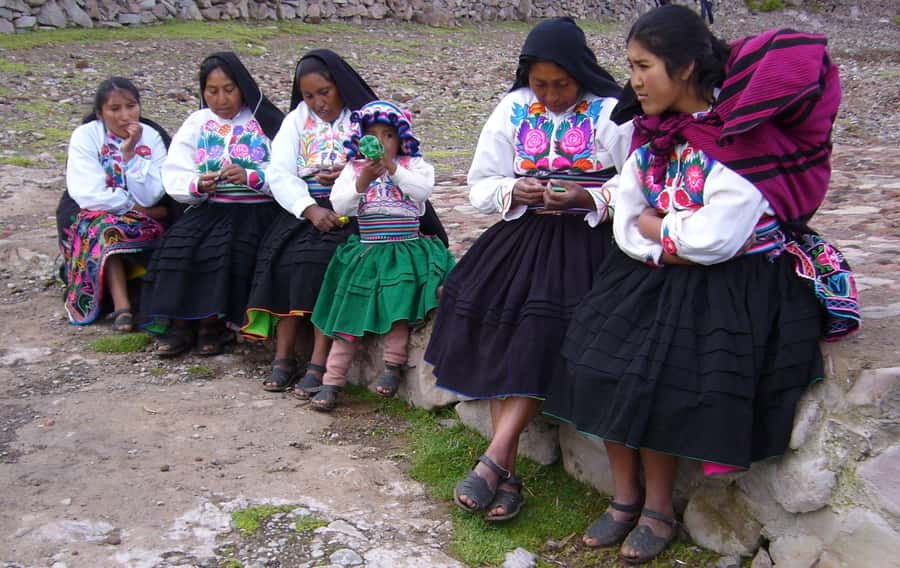 FromPuno: Uros and Amantani Islands Full-Day Tour with Lunch - Should You Book This Full-Day Uros and Amantani Trip?