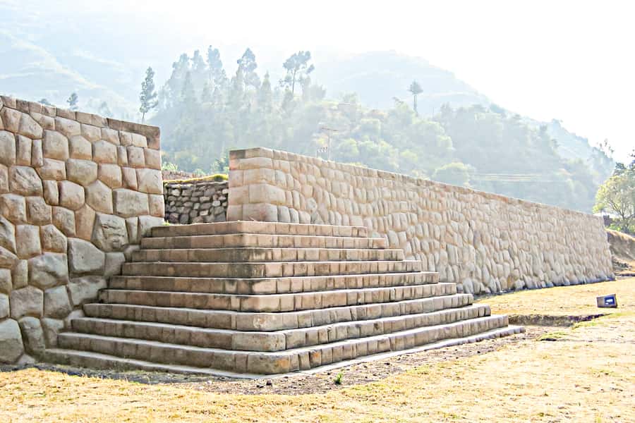 Full-Day Condor Viewpoint & Inca Sites Tour - Huaco Viewpoint and the Andean condor moment