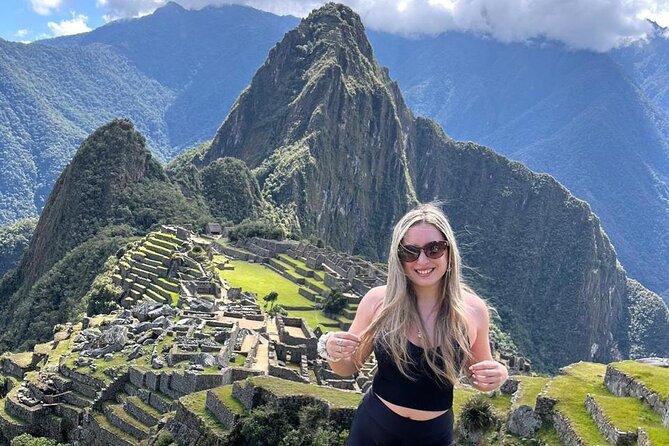 Full Day Private Guided Tour in Machu Picchu - Guide language and private-group pace: what changes when it is just you