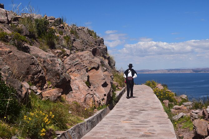 Full-Day Tour of Uros, Taquile and Sillustani from Puno - Stop 3: Sillustani Chullpas and the 10-Meter Tower Walk