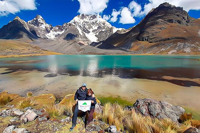 Full-Day Tour to Ausangate 7 Lakes - Group size, guides, and how the day actually feels