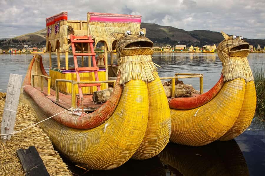 Full Day Tour to Titicaca Lake in Puno: Uros and Amantani - Uros floating islands: totora reeds, reed boats, and how it really works