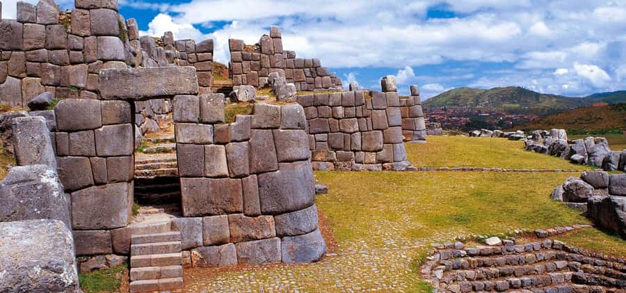 Guided tour of Cusco and its 4 ruins - How the Cusco loop works, from Plaza de Armas to your drop-off