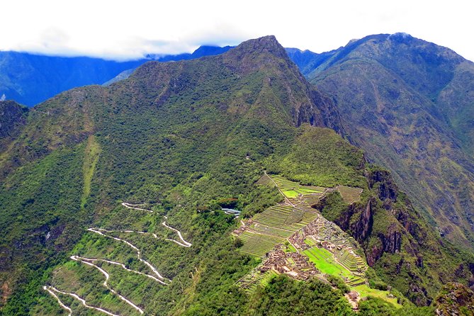 Huayna Picchu and Machu Picchu from Cusco Full day - Lunch in Aguas Calientes: a simple break, not a full meal plan