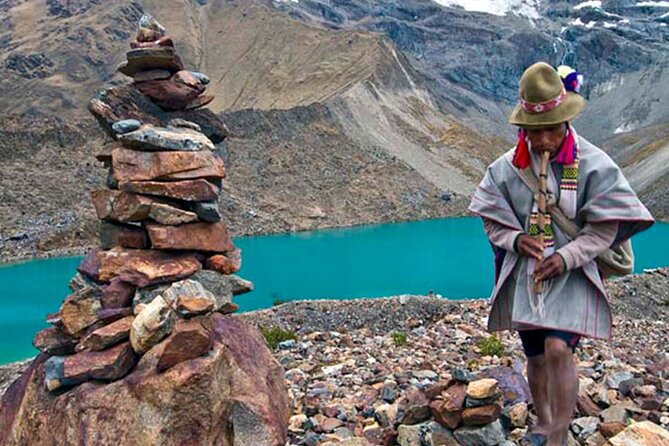 Humantay Lake small group with late morning departure option - Breakfast, lunch, water, and oxygen: the altitude support you pay for