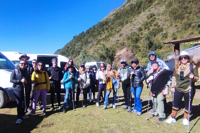 Humantay Lake Tour: Private Full-Day Tour From Cusco - Mollepata breakfast and the glacier-country scenic stretch