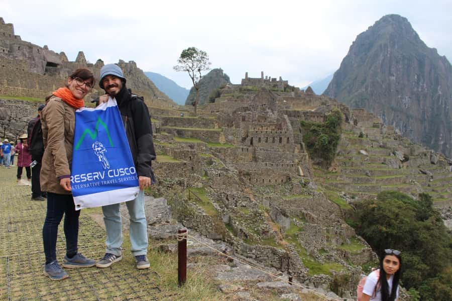 Inca Jungle Trail to Machu Picchu in 4 Days - Santa Maria to Santa Teresa: coffee trails, sacred coca, and medicinal baths
