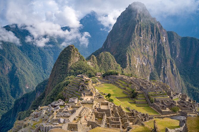 Inca Trail 4 Day Adventure to Machu Picchu with Panoramic Train - Day 1: 5:00 AM Cusco Pickup to Piskacucho, Patallacta, and Camp