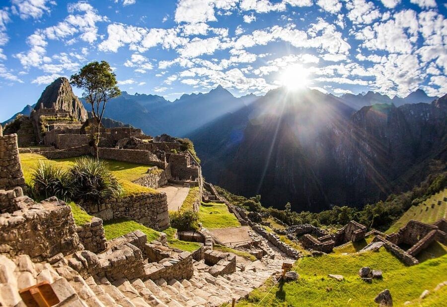 Machu Picchu 2 Days / 1 Night (By Bus) - Day 2, sunrise ascent and a private Machu Picchu tour
