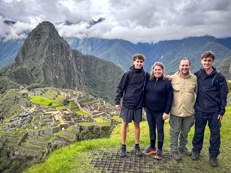Machu Picchu: Chinchero, Maras, Moray & Machu Picchu 2 days - Key points that make this tour work