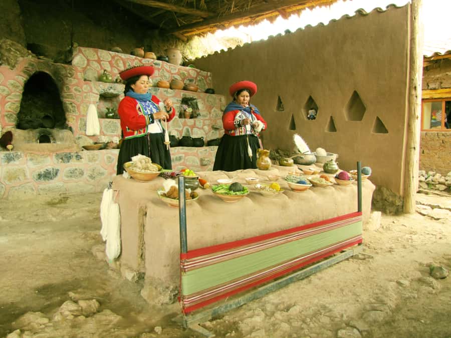 Machu Picchu: Chinchero, Maras, Moray & Machu Picchu 2 days - Time, crowds, and pacing: the small group advantage