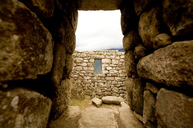 Machu Picchu Day Trip from Cusco - The timing squeeze: after your guided visit, you need a plan for photos and food