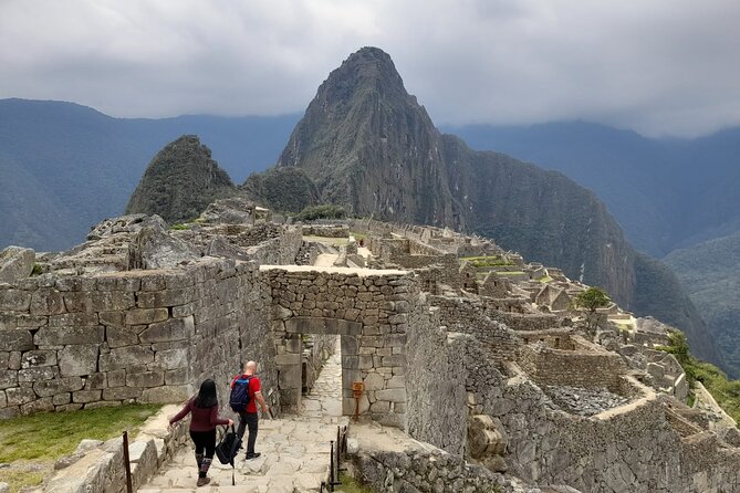 Machu Picchu Private Archaeological and Historical Guided Tour - Why guides who handle photos well can change everything
