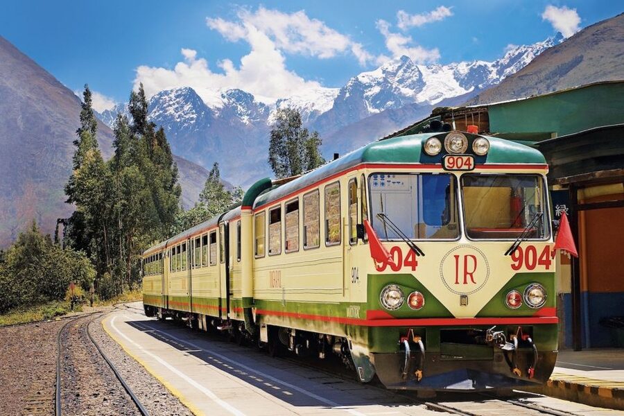 Machu Picchu: Private Full-Day Tour with Afternoon Entrance - Aguas Calientes and the Bus Up to Machu Picchu