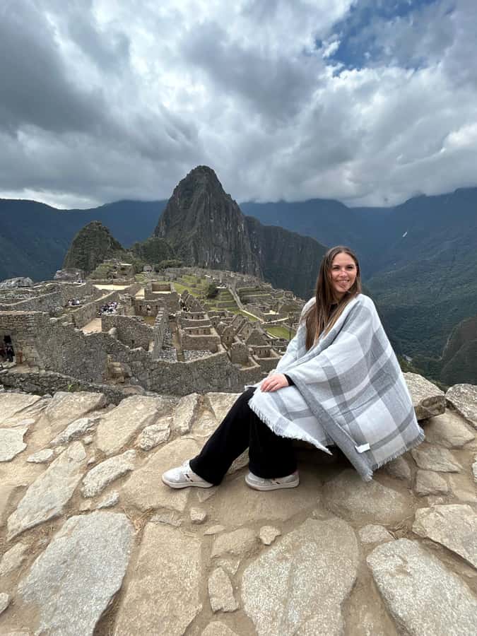 Machu Picchu: Private Tour Guide Service for up to 15 people - How the private guide fits your Machu Picchu circuit and timing