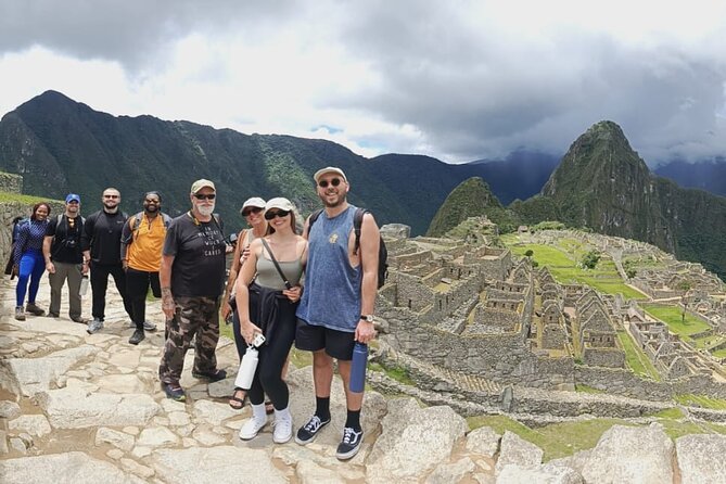 Machu Picchu Small Group Day Tour from Cusco - The 2.5-hour guided tour: what you’re paying for