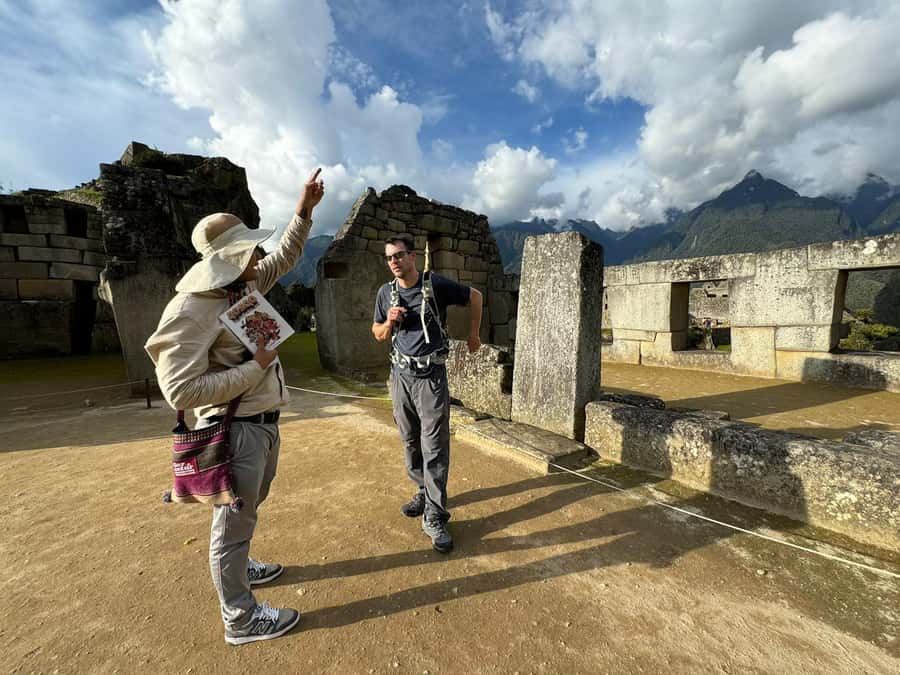 Machu Picchu: Tour Guide Service & Entrance Ticket Circuit-2 - Key things that make this tour worth your time