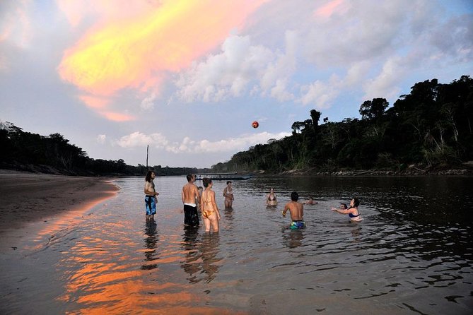 Manu National Park Tour 4days/3night - Private boat on the Manu River: where wildlife becomes a routine
