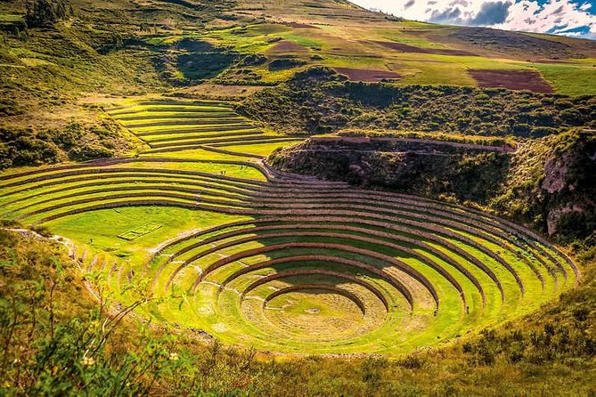Moray and Salinera de Maras Half Day - Stop 1, Via a Moray terraces: the Inca experiment you can see