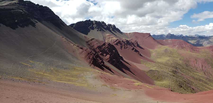 Peru: Rainbow Mountain and Red Valley View Point Tour - What to bring for Andes weather and altitude comfort