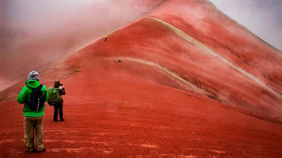 Peru: Rainbow Mountain and Red Valley View Point Tour - The Phullawasipata trek: small lagoons and real mountain life
